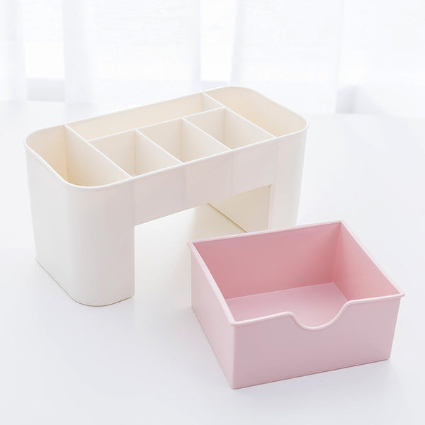 Cutlery box for organizing and storing cutlery sets Cutlery box for organizing and storing cutlery sets